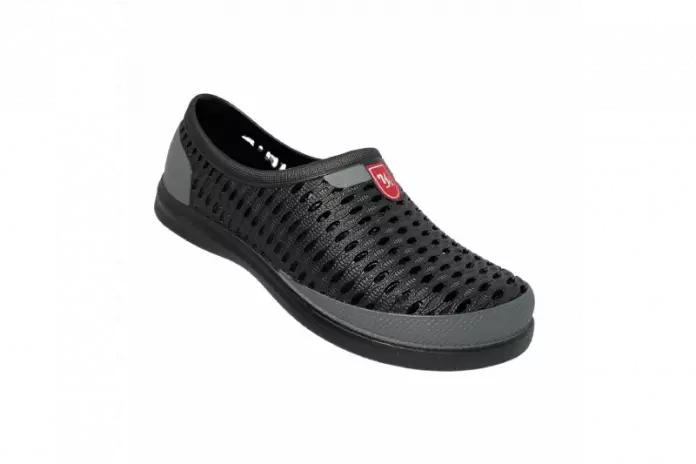 sepatu karet pria