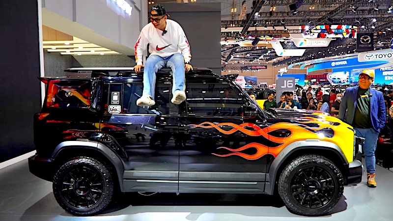 Chery J6 Modifikasi Kolaborasi Cellos & NMAA di GIIAS 2025