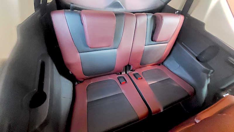 Review Mitsubishi New Xpander Cross