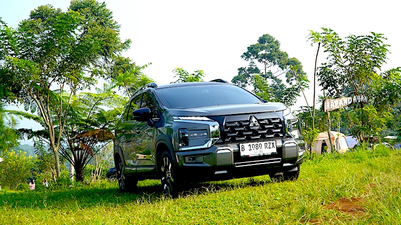 Review Mitsubishi New Xpander Cross