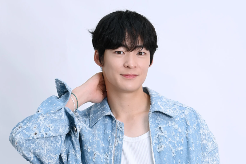 Pemeran di Lovely Runner Song Geon-hee
