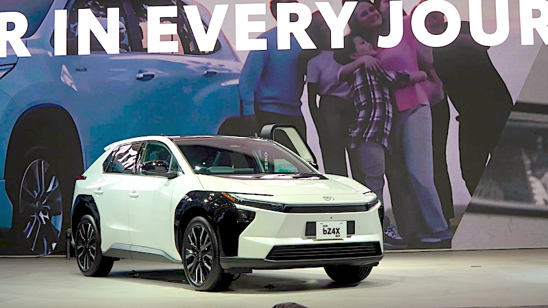 Toyota di GIIAS 2025