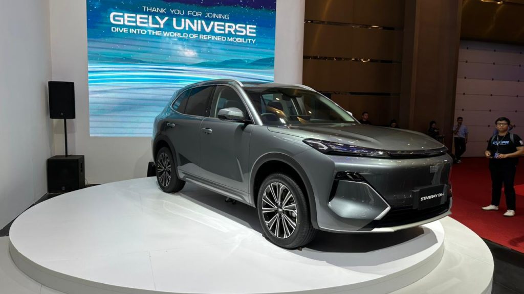 Geely EM-1