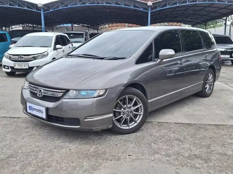 Honda Odyssey Tawarkan Kabin Ekstra Nyaman Buat Mudik Keluarga! Honda Odyssey Tawarkan Kabin Ekstra Nyaman Buat Mudik Keluarga!