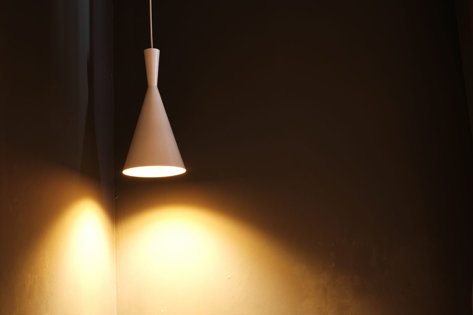 lampu gantung minimalis