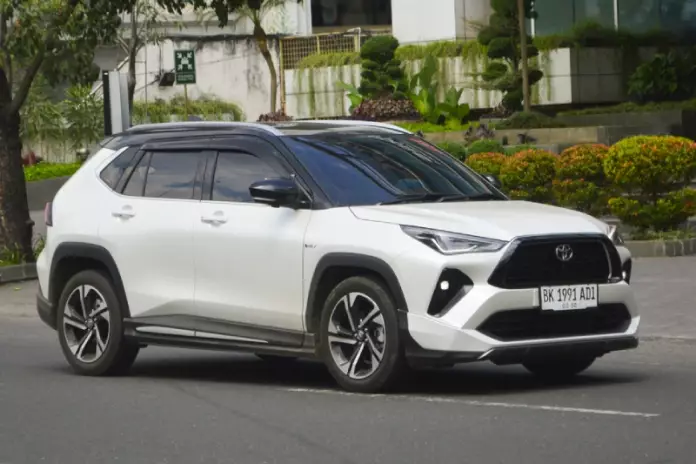 toyota yaris cross
