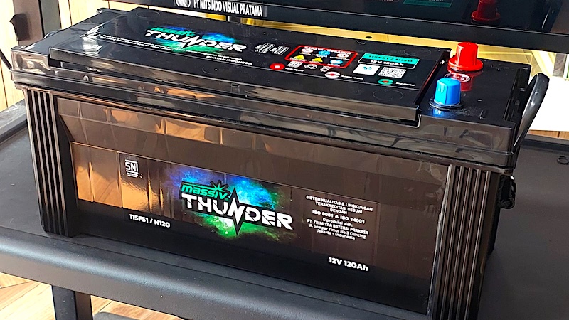 Aki Massive Thunder Free Maintenance Big Type