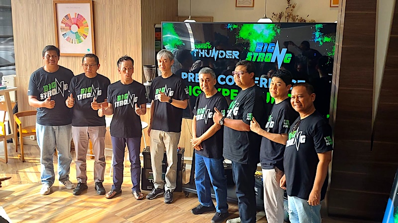 Aki Massive Thunder Free Maintenance Big Type