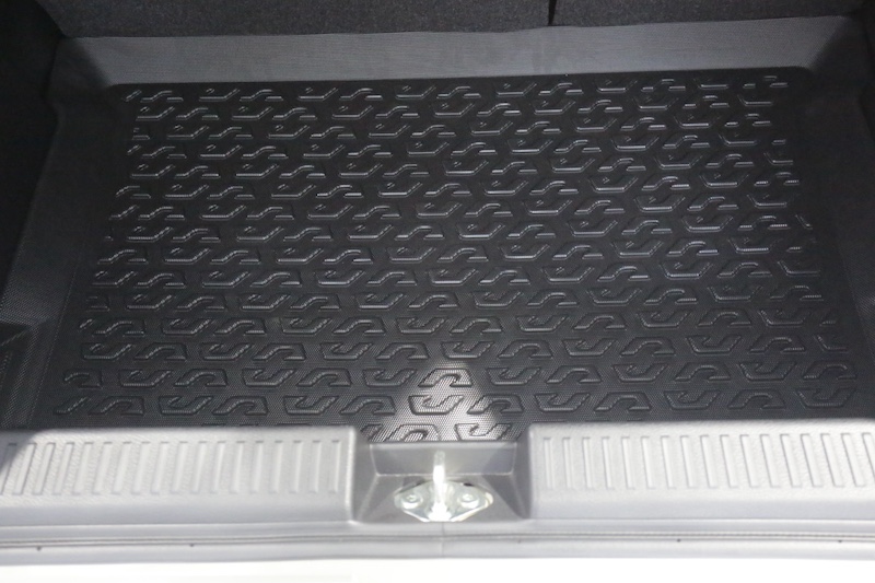 Aksesoris Suzuki Fronx