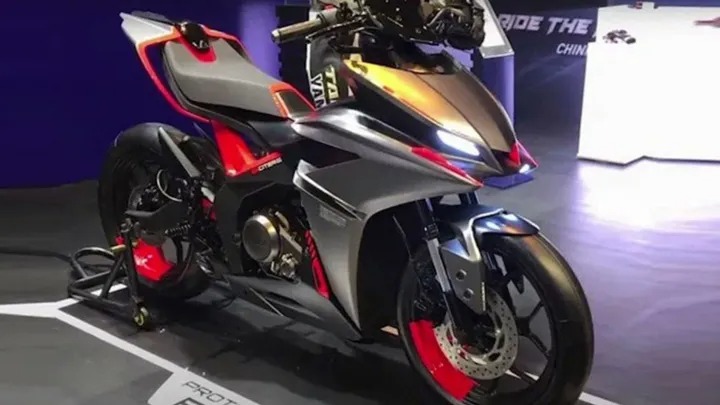 Yamaha F155