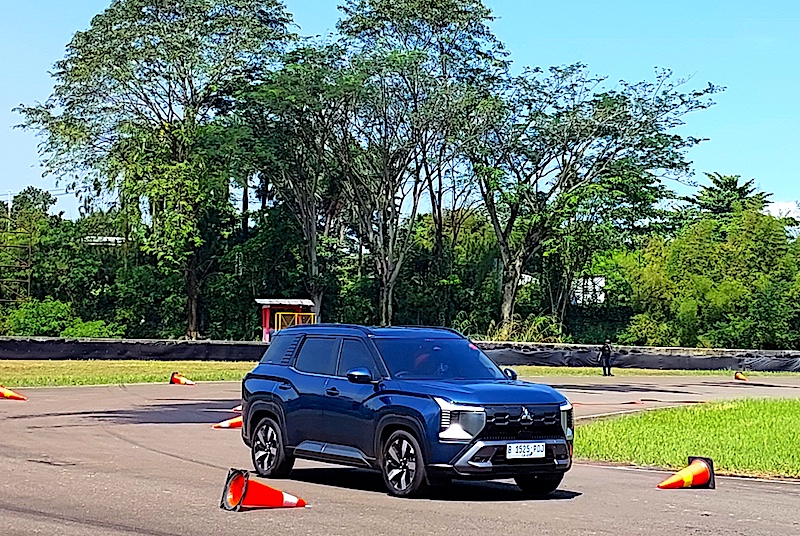 Perbedaan varian Mitsubishi Destinator