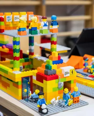 mainan lego
