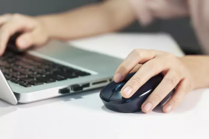 mouse laptop