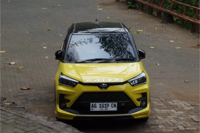 Toyota Raize: SUV Kompak Stylish dengan Fitur Lengkap dan Harga Terjangkau raize