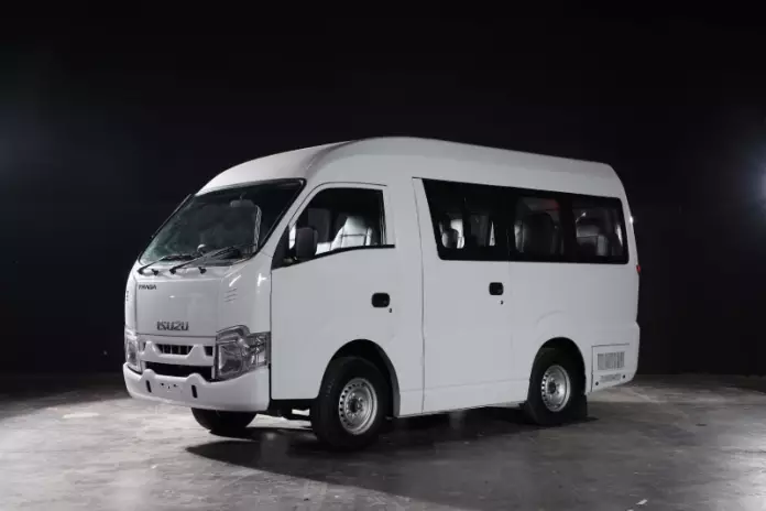 Isuzu TRAGA Bus