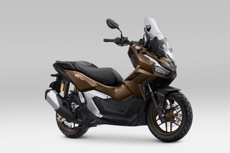 New Honda ADV160 dengan Teknologi Honda RoadSync
