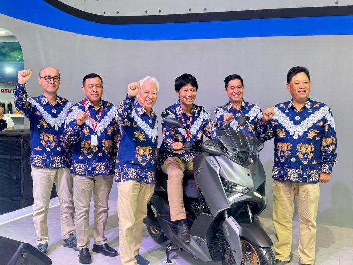 Debut di IMOS 2025, Yamaha XMAX Connected TechMAX Hadir dengan Fitur Lebih Canggih XMAX Connected TechMAX