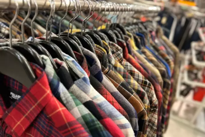 Habis Beli Baju Thrift Jangan Langsung Dipakai, Ini Tipsnya Biar Bersih Maksimal baju thrift