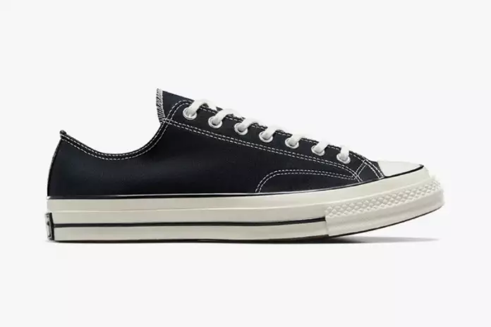 Converse 70s vs Converse Chuck Taylor All Star: Apa Bedanya? Converse 70s