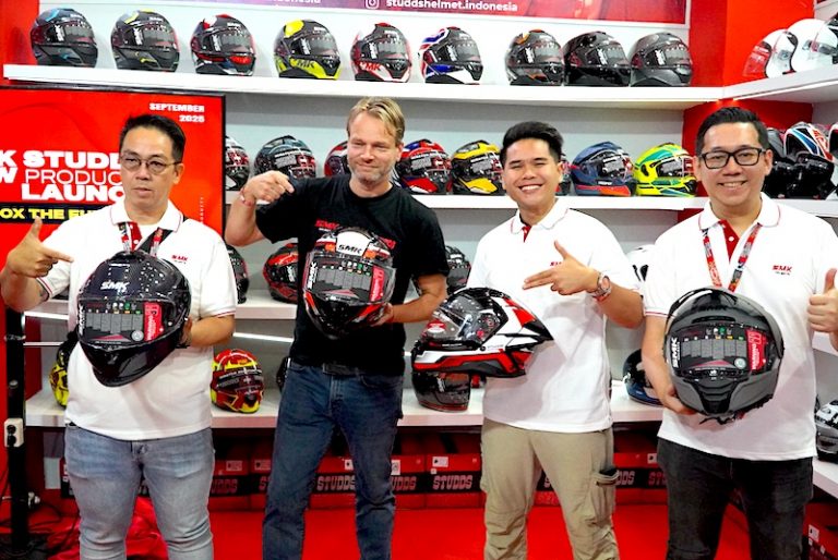 Empat Helm Baru SMK dan Studds Resmi Diluncurkan di IMOS 2025