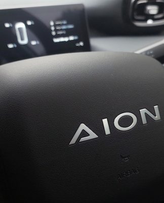 Penjualan Mobil Listrik GAC AION Melonjak, Ini Penyebabnya! Test Drive GAC AION UT