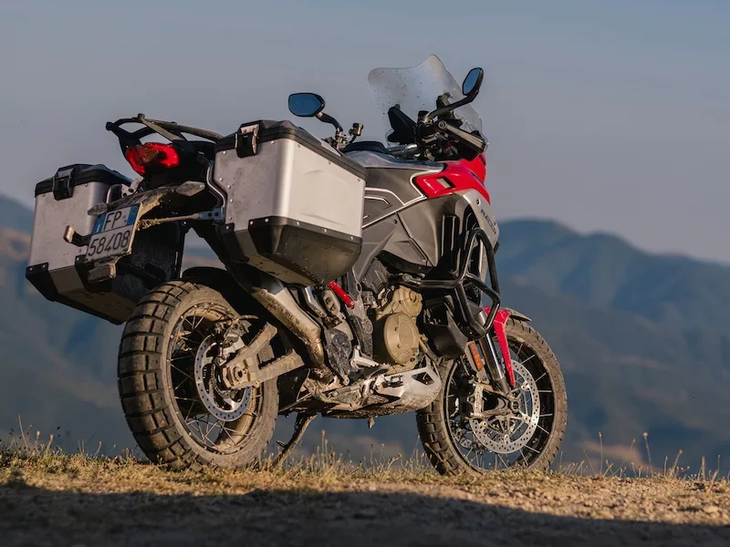 DUCATI MULTISTRADA V4