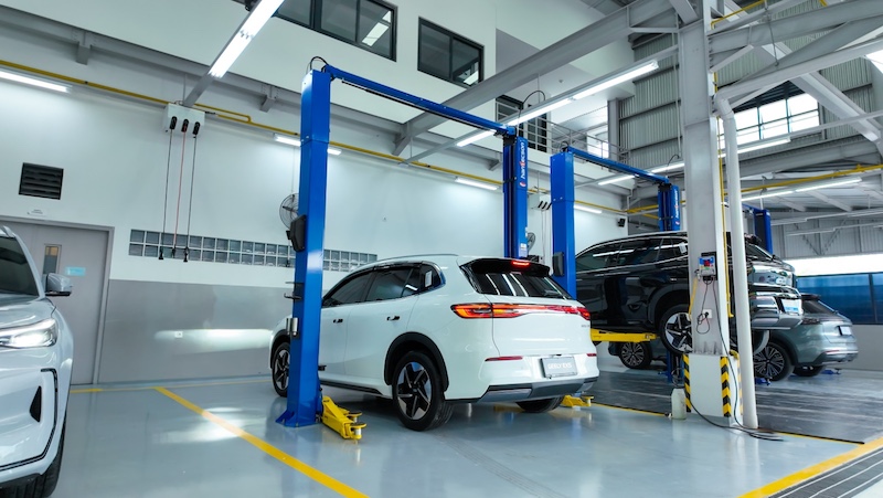 Diler Geely Premium Fatmawaty