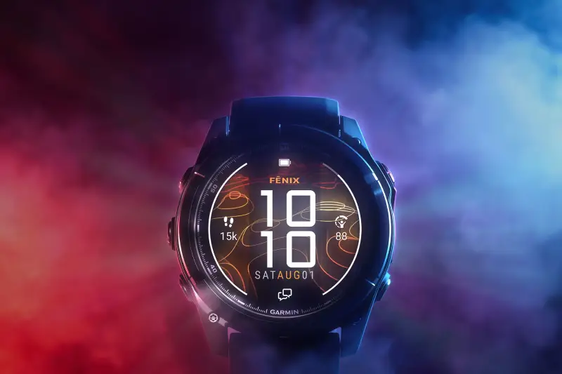  Garmin Fenix 8 MicroLED