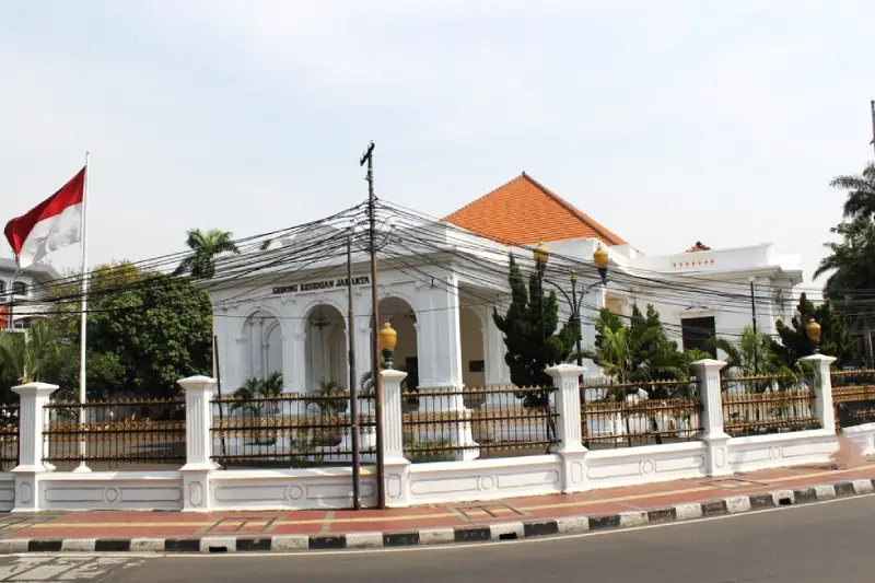 Open Top Tour of Jakarta