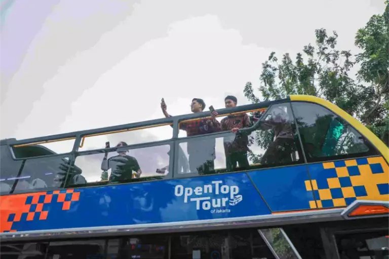 Open Top Tour of Jakarta Resmi Buka Rute Baru, Beroperasi Mulai 6 Oktober 2025