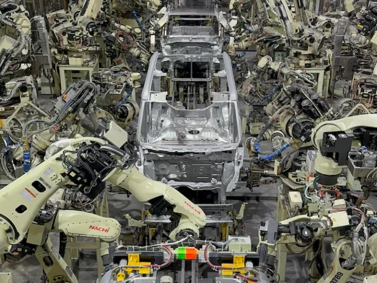 Astra Daihatsu Motor Raih Perpanjangan Sertifikasi AEO dari Bea Cukai, Ini Keuntungannya