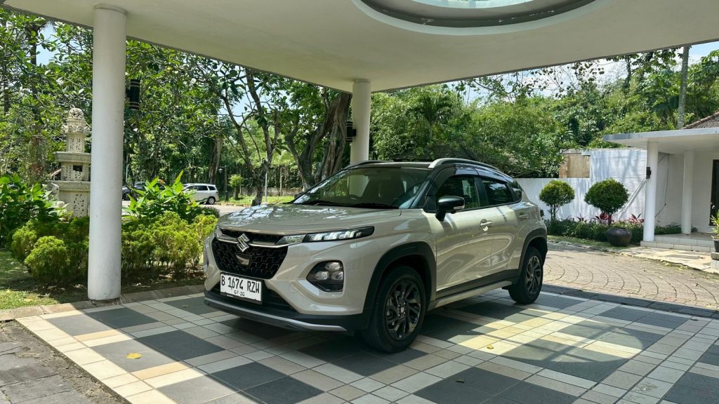 Gambar Exterior Suzuki Fronx SGX