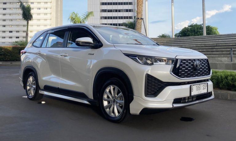 7 Pesaing Mitsubishi Destinator Sebagai Mobil Keluarga