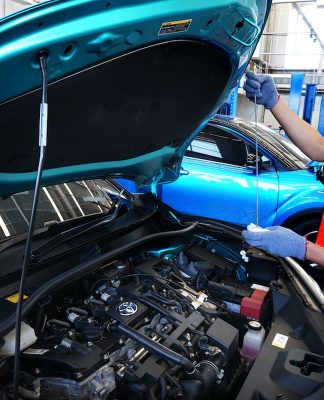 Apakah Biaya Service Mobil Hybrid Mahal? Berikut Estimasinya