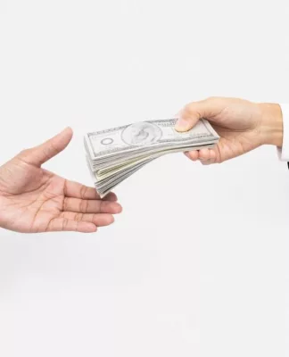 Fresh Graduate Wajib Tahu! Tips Negosiasi Gaji Pertama Tanpa Grogi Negosiasi gaji