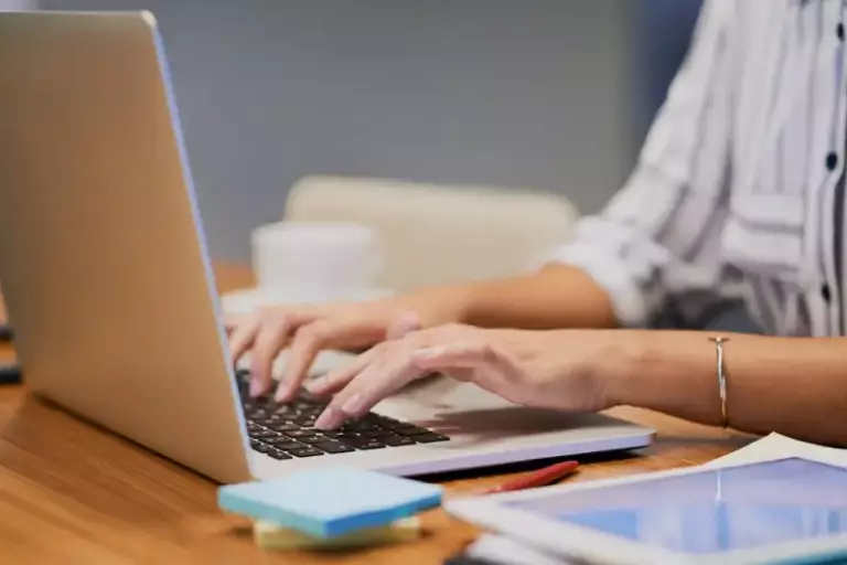 Cara Merekam Layar Laptop Tanpa Aplikasi Tambahan untuk Windows dan Mac