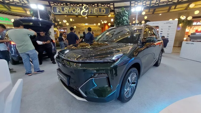 Geely Umumkan Harga Starray EM-i