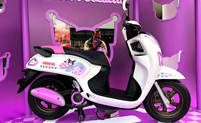 AHM Rilis Honda Scoopy Kuromi