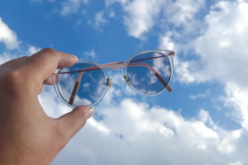 kacamata photocromic