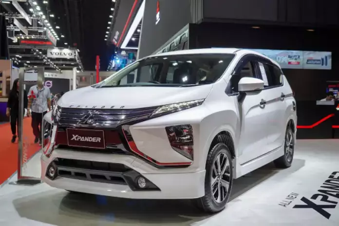 7 Kelebihan Mitsubishi Xpander yang Bikin Banyak Orang Jatuh Hati kelebihan xpander