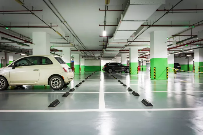 parkir mobil