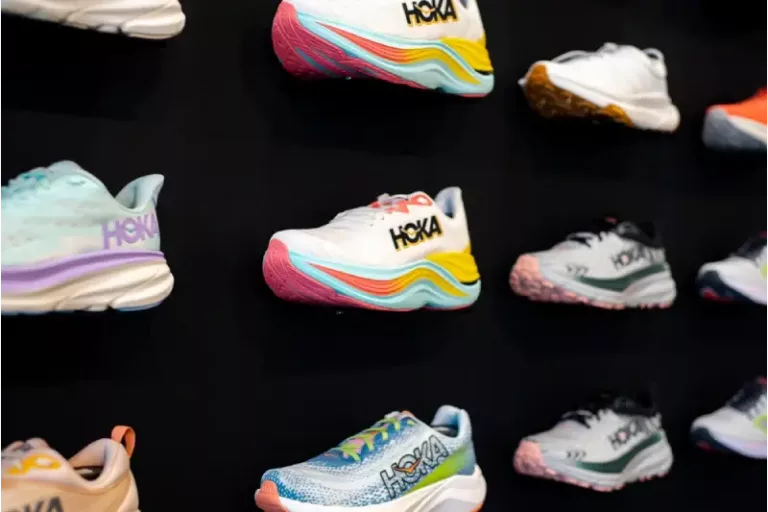 Awas Ketipu yang Palsu, Ini Ciri Sepatu Hoka Original  