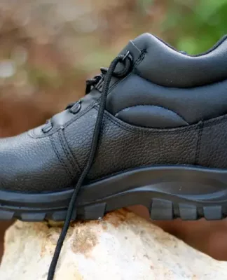 sepatu safety