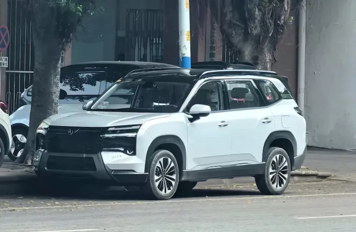 Wuling Starlight 560