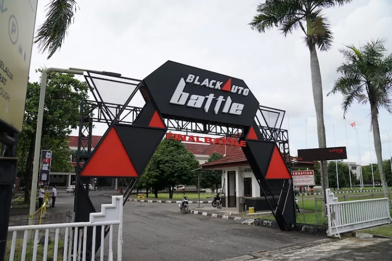 Digelar di JEC Jogja, Blackauto Battle The Final 2025 Diikuti 100 Mobil Modifikasi Terbaik Tanah Air