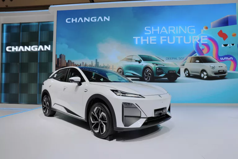 CHANGAN Deepal S07 Perkenalkan Standar Baru Keamanan EV Lewat Golden Shield Battery