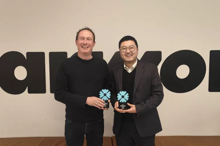 Chery TIGGO 8 Raih Carwow Car of the Year dan Hybrid Hero 2026