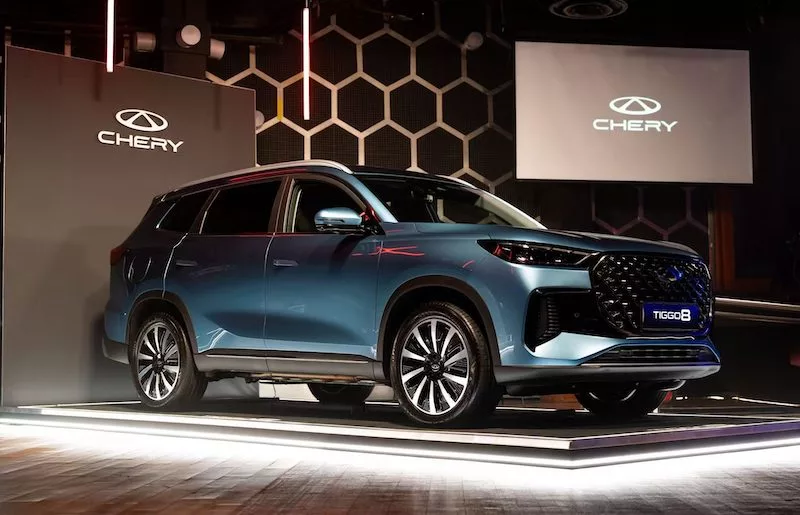 Chery TIGGO 8 Raih Car of the Year dan Hybrid Hero Carwow