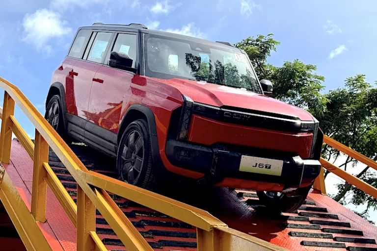 Begini Detail Peningkatan Chery J6T, Harga Resminya Tunggu di GJAW 2025