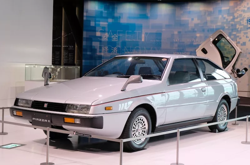 Napak Tilas Isuzu Plaza